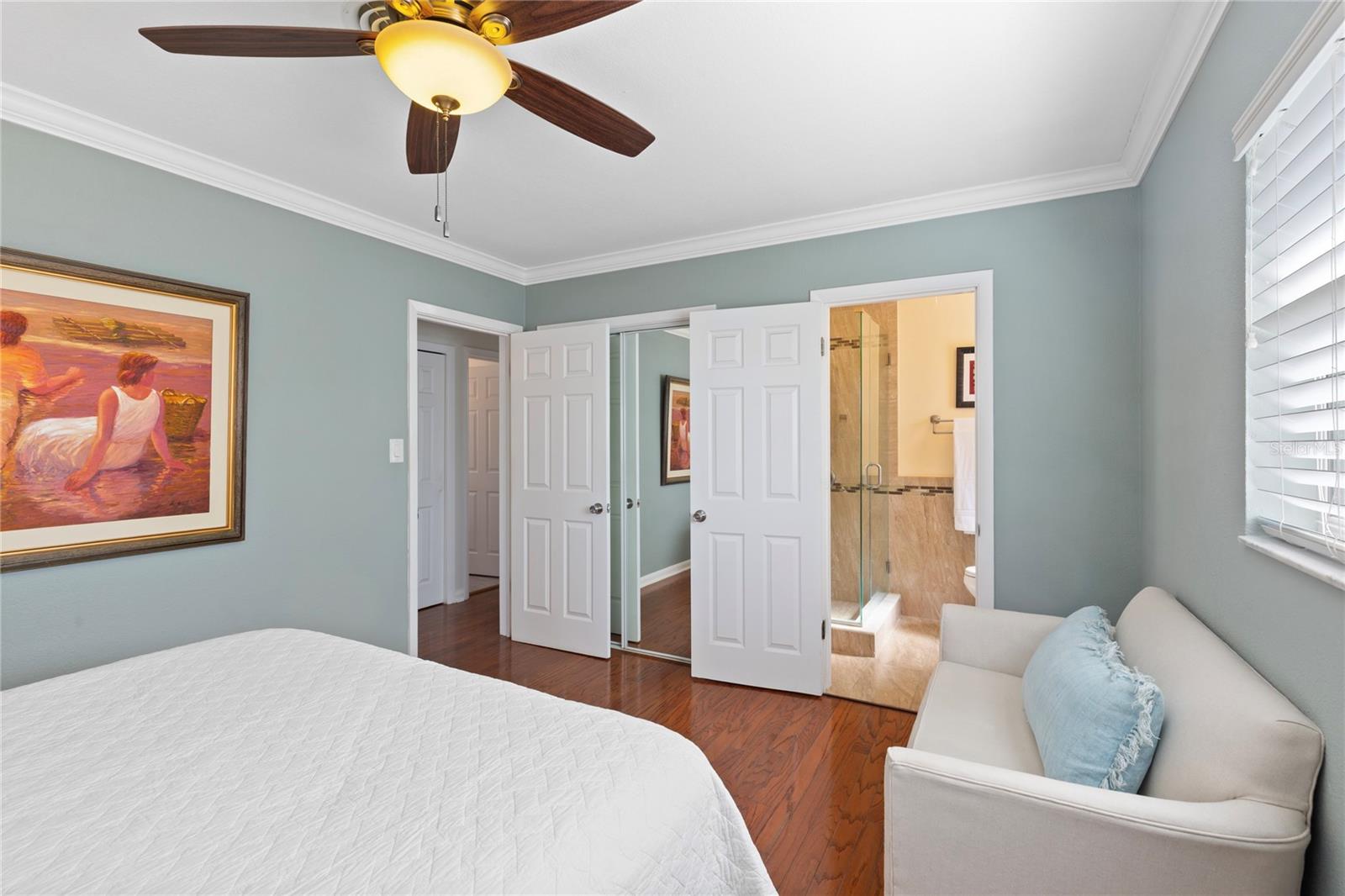 Image 13 of 38 For 1110 Varona  