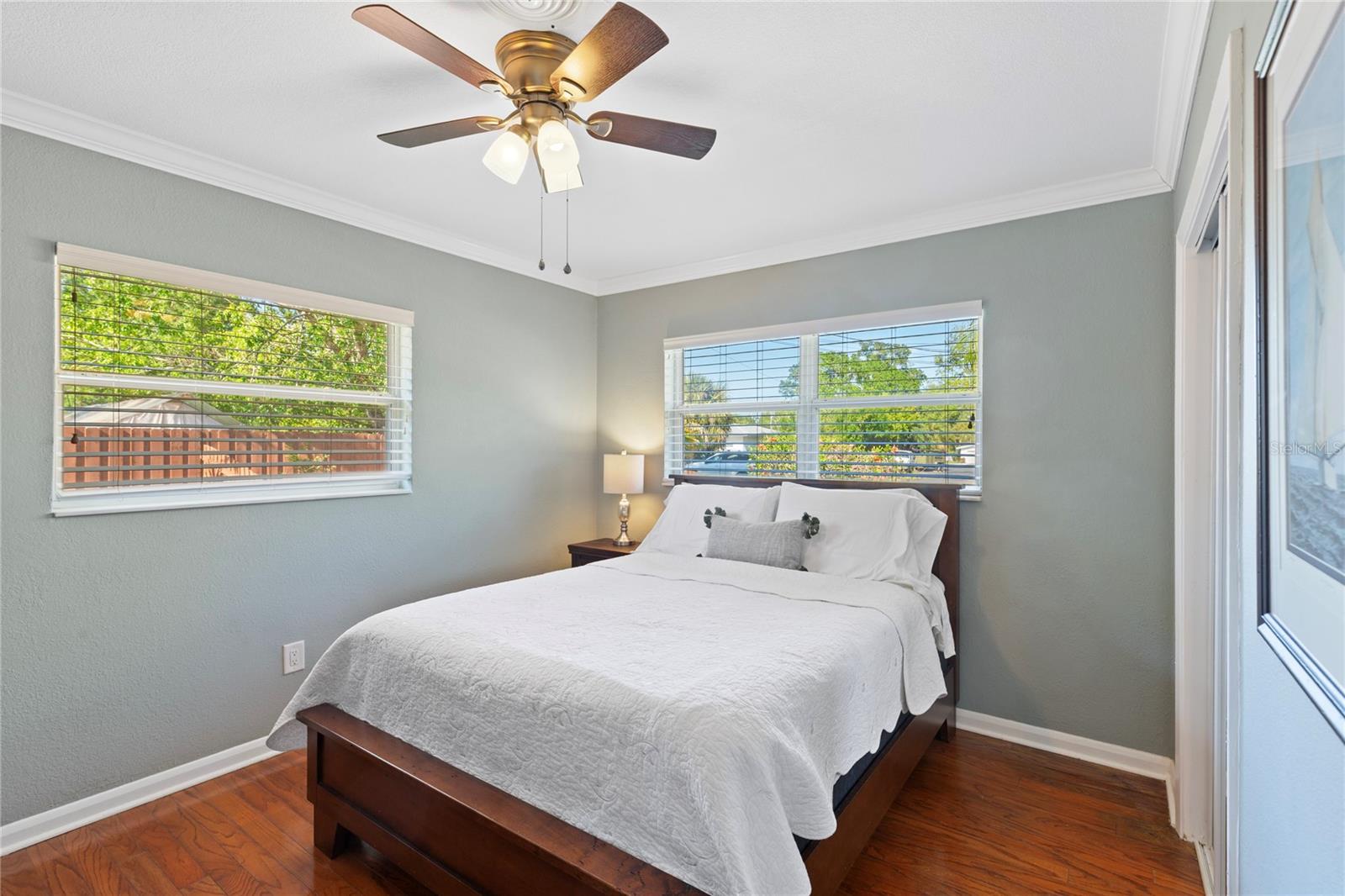 Image 18 of 38 For 1110 Varona  