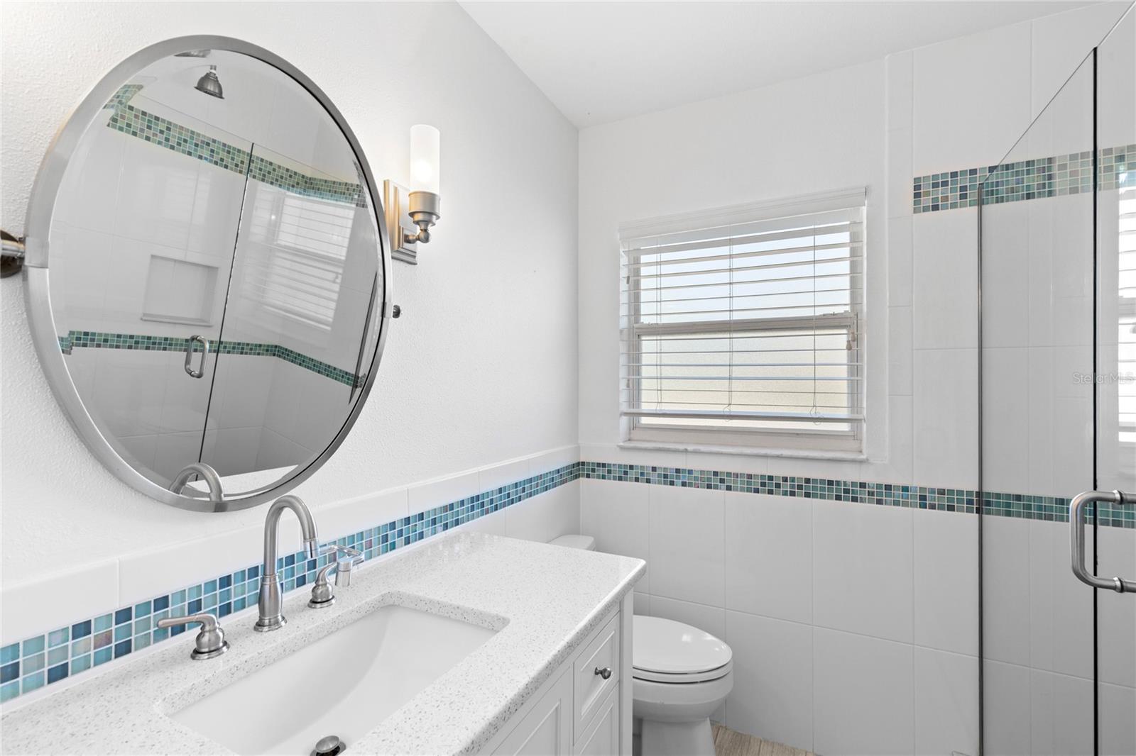 Image 21 of 38 For 1110 Varona  