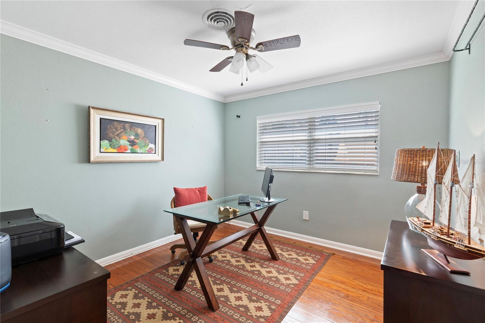 Image 23 of 38 For 1110 Varona  