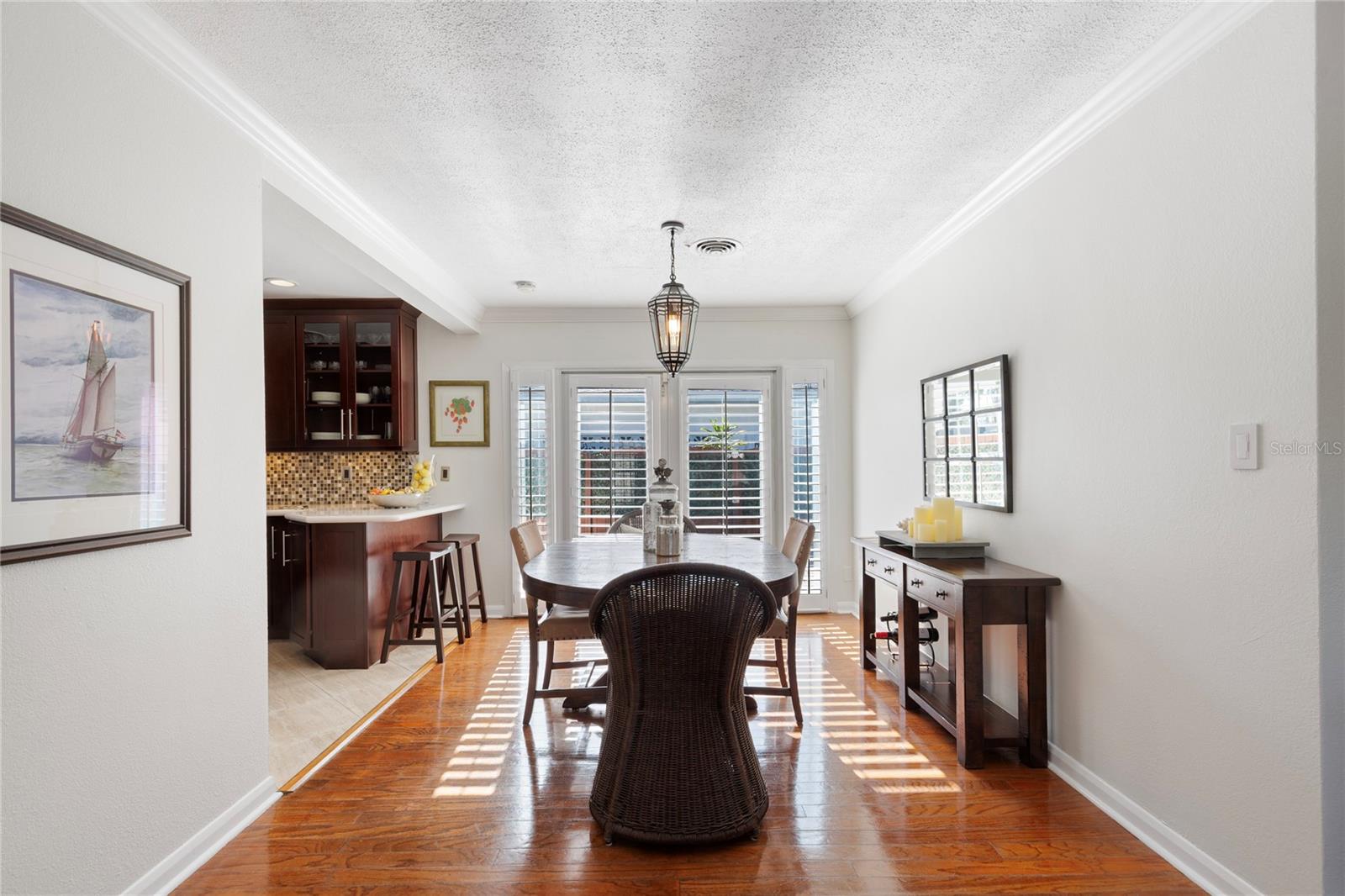 Image 33 of 38 For 1110 Varona  