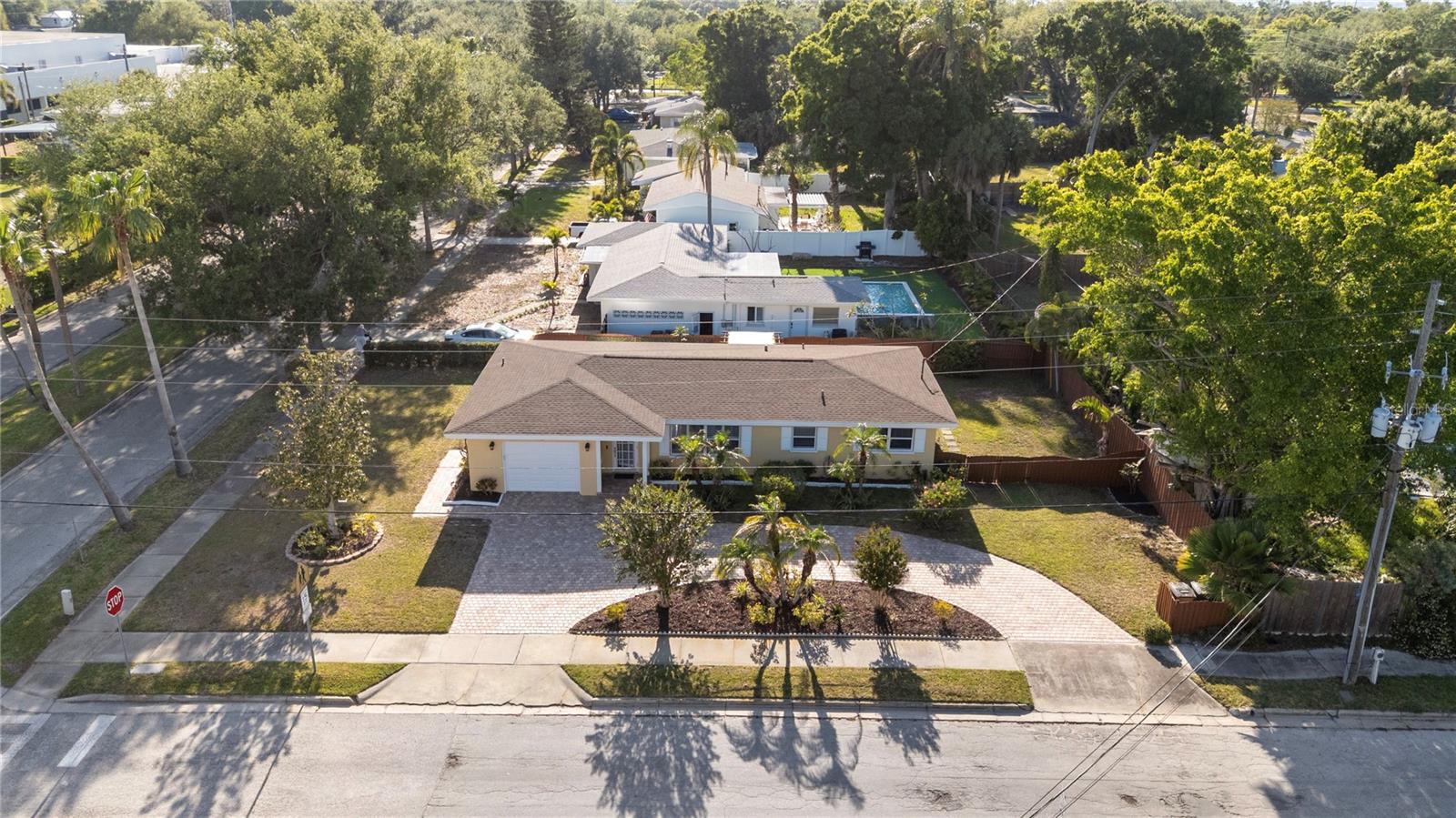 Image 6 of 38 For 1110 Varona  