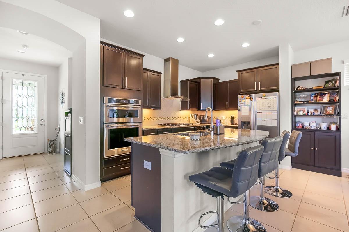 Image 4 of 16 For 5801 Colony Glen Road