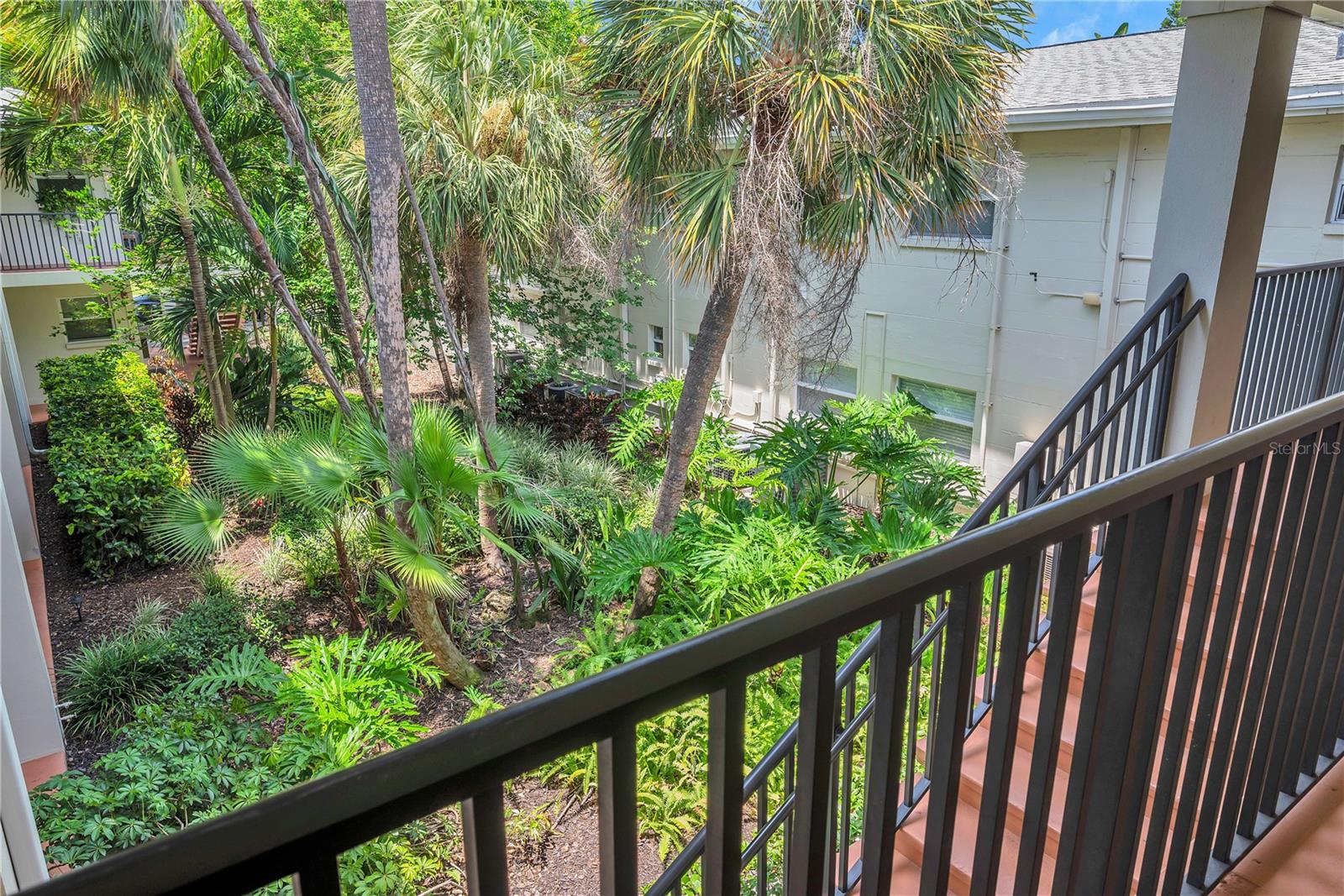 Image 30 of 41 For 224 6th Avenue N 13