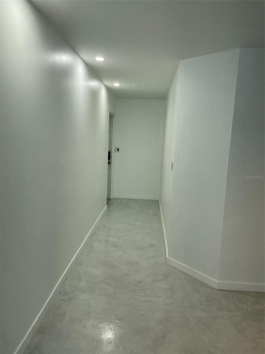 Image 33 of 41 For 224 6th Avenue N 13