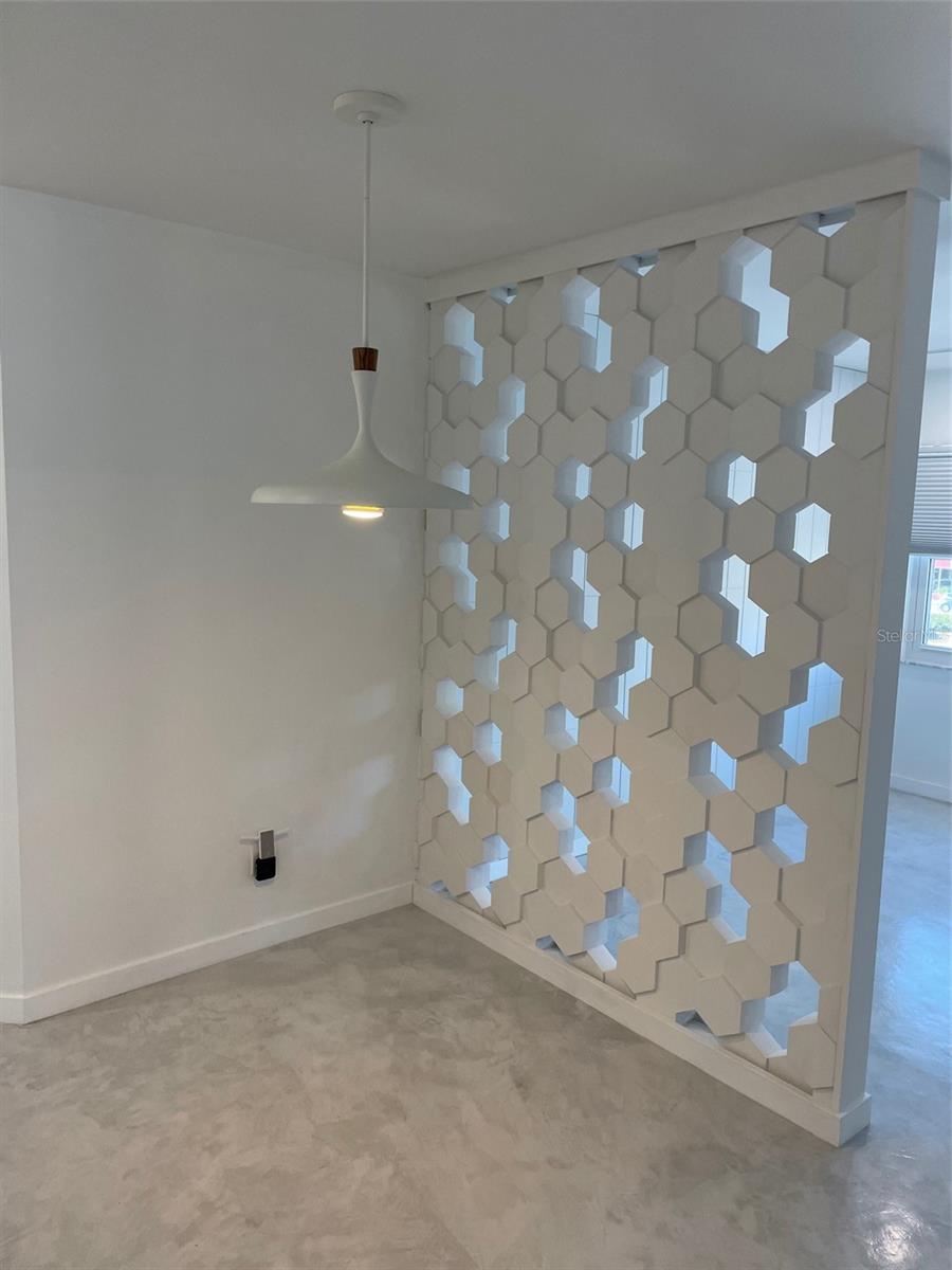 Image 34 of 41 For 224 6th Avenue N 13