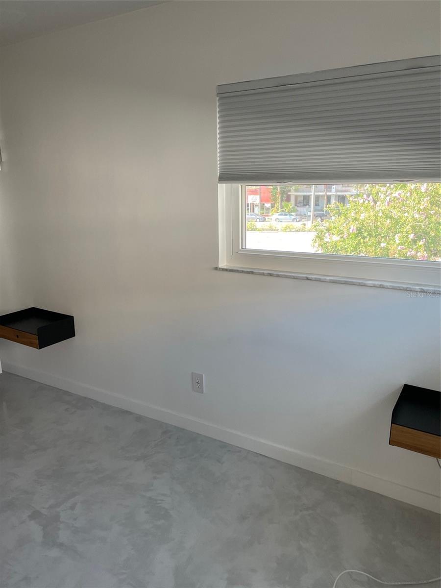 Image 38 of 41 For 224 6th Avenue N 13