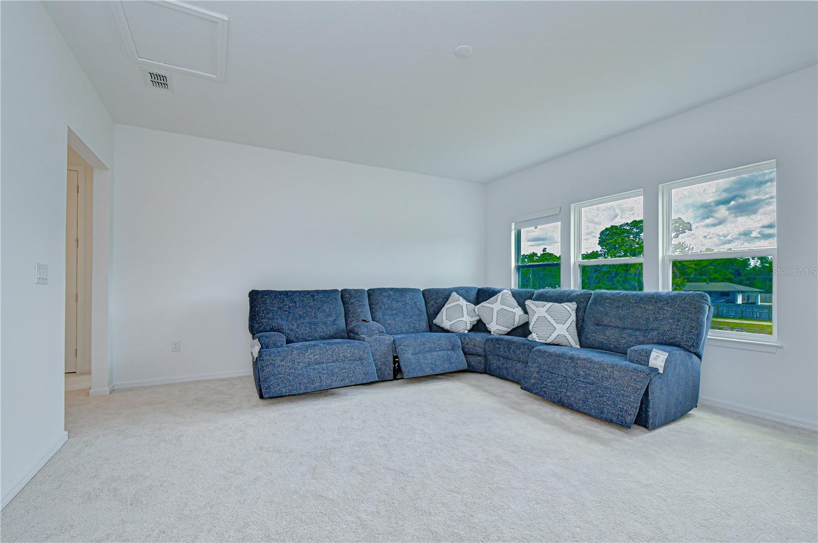 Image 31 of 42 For 12105 Orchid Ash Street