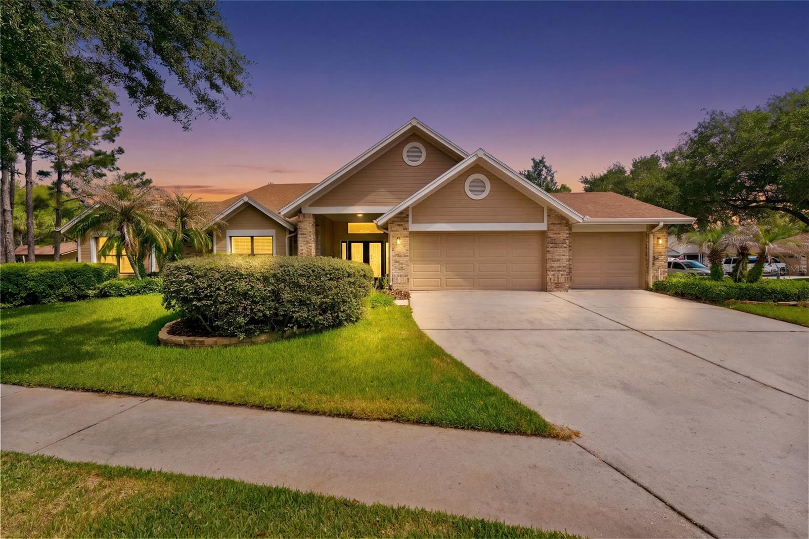 Details for 8701 Tantallon Circle, TAMPA, FL 33647