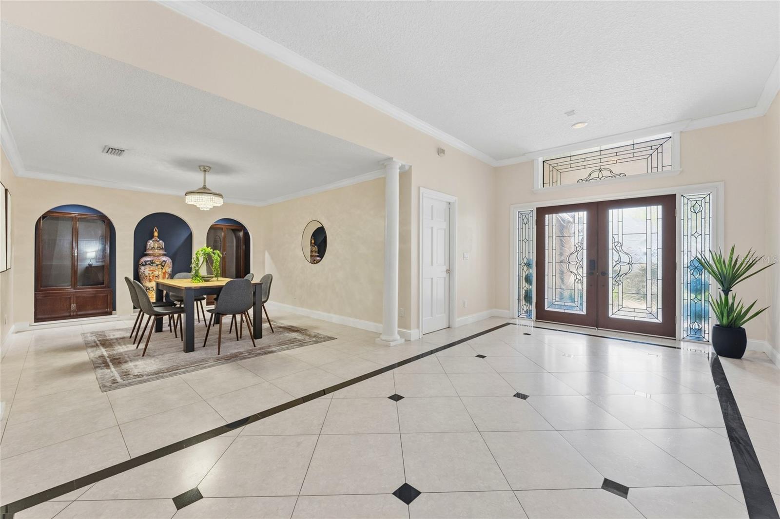 Image 9 of 75 For 8701 Tantallon Circle