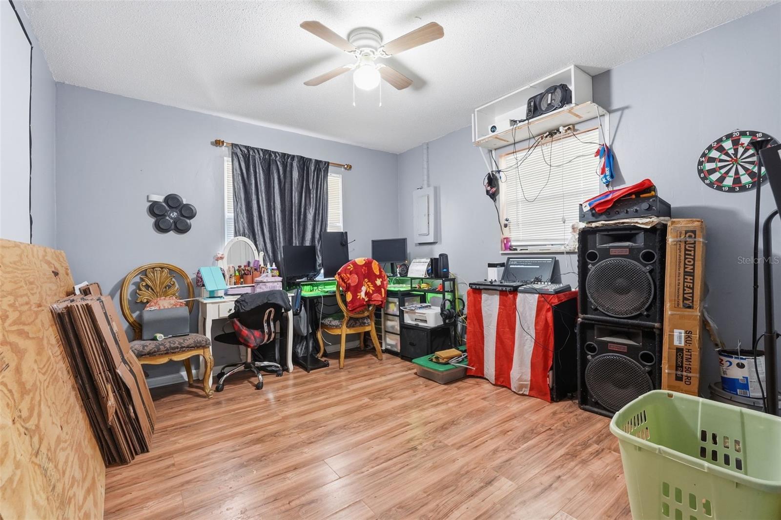 Image 13 of 26 For 8509 Kipling Lane