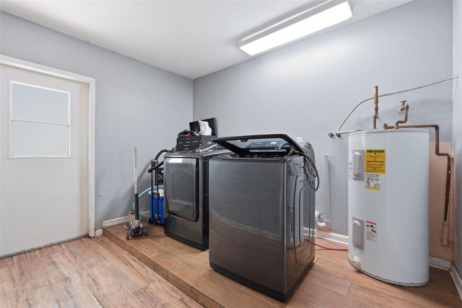 Image 15 of 26 For 8509 Kipling Lane