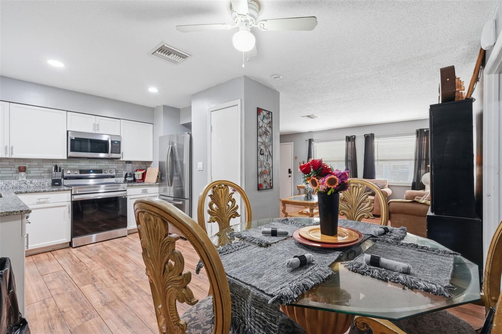 Image 17 of 26 For 8509 Kipling Lane