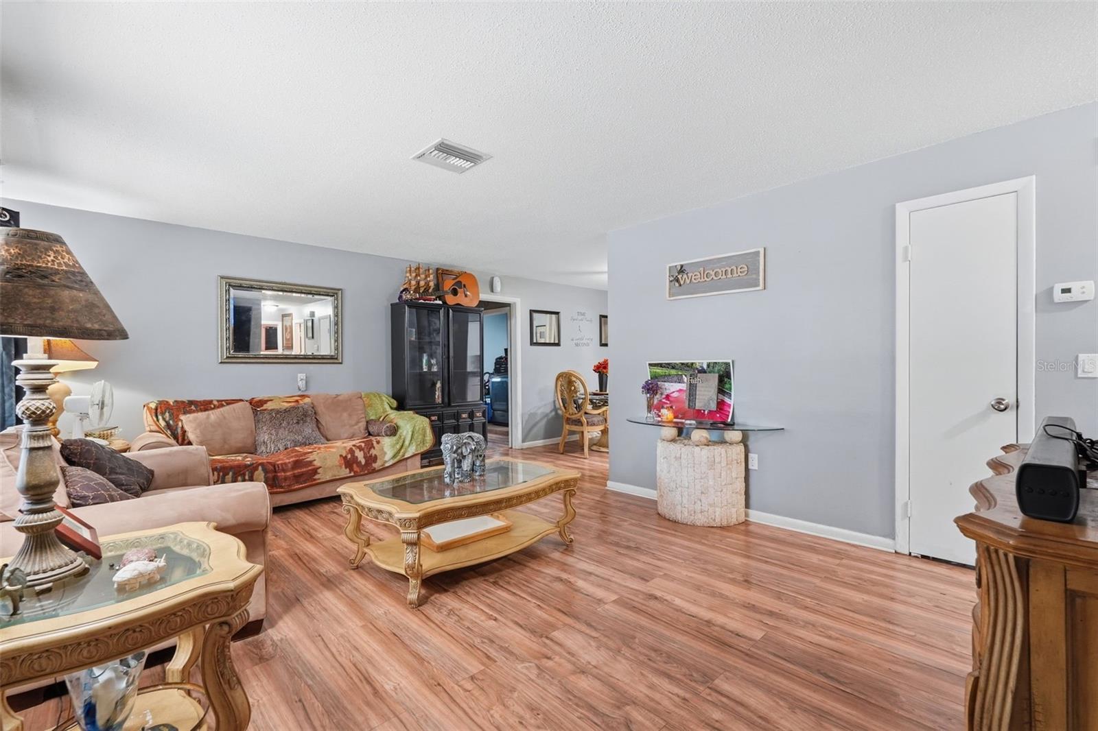 Image 5 of 26 For 8509 Kipling Lane