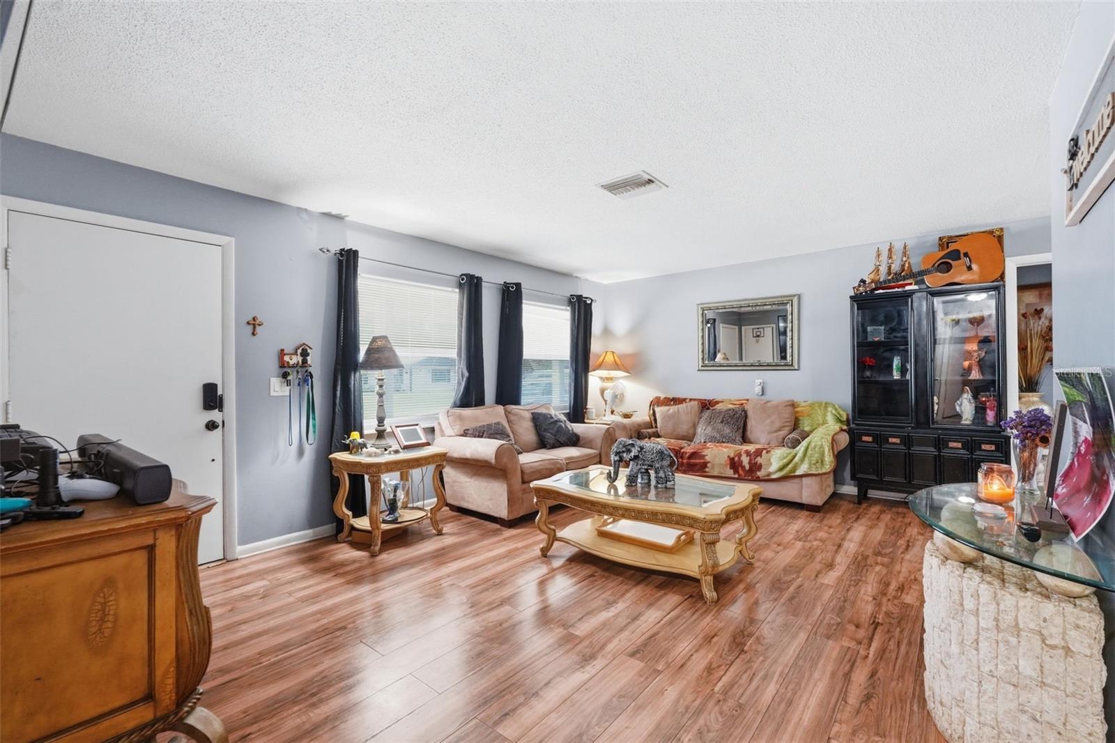 Image 6 of 26 For 8509 Kipling Lane