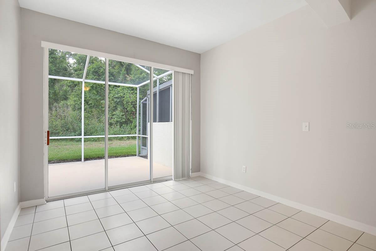 Image 19 of 41 For 15715 Phoebepark Avenue