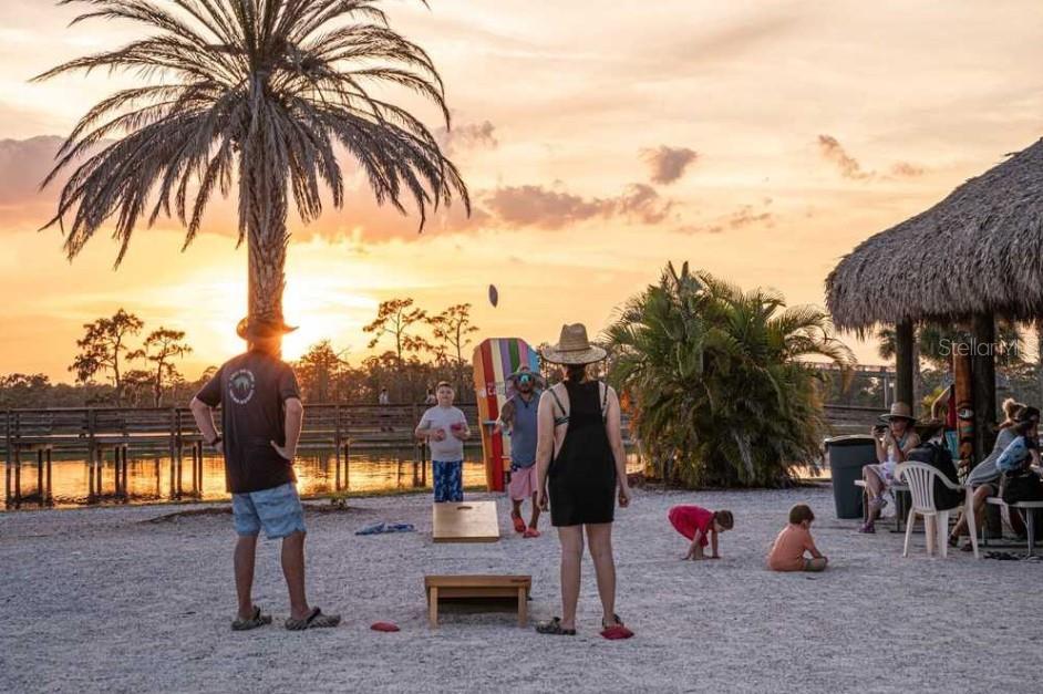 Image 17 of 17 For 33 Tiki Turn Hyw 630 E