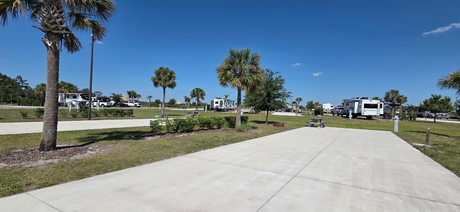 Image 5 of 17 For 33 Tiki Turn Hyw 630 E