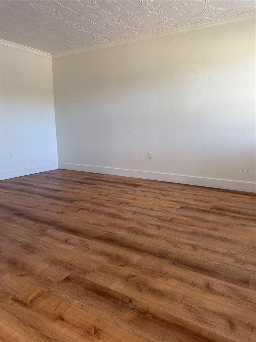 Image 8 of 14 For 1001 77th Avenue N 102