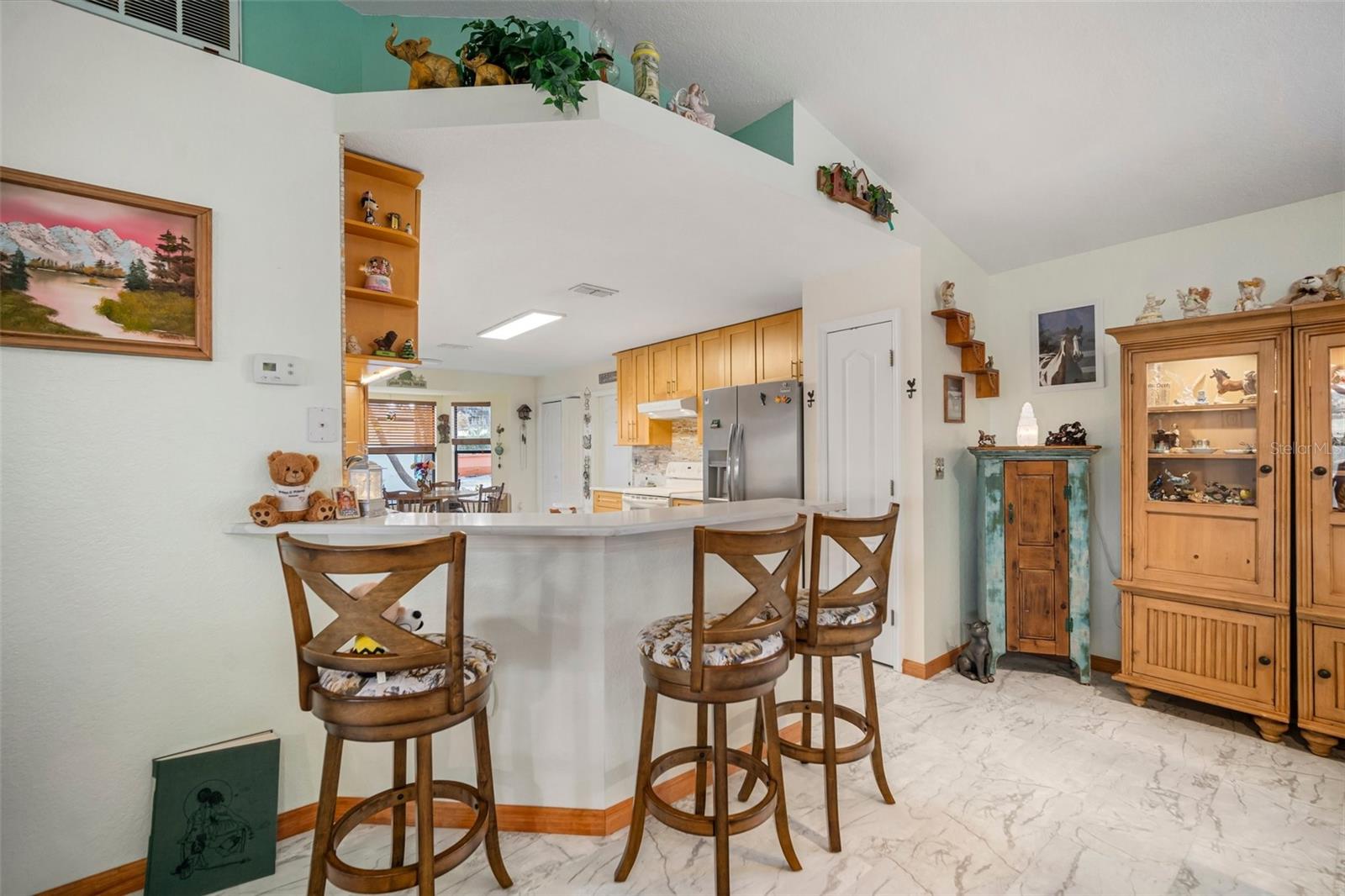 Image 13 of 46 For 1472 Ivydale Road