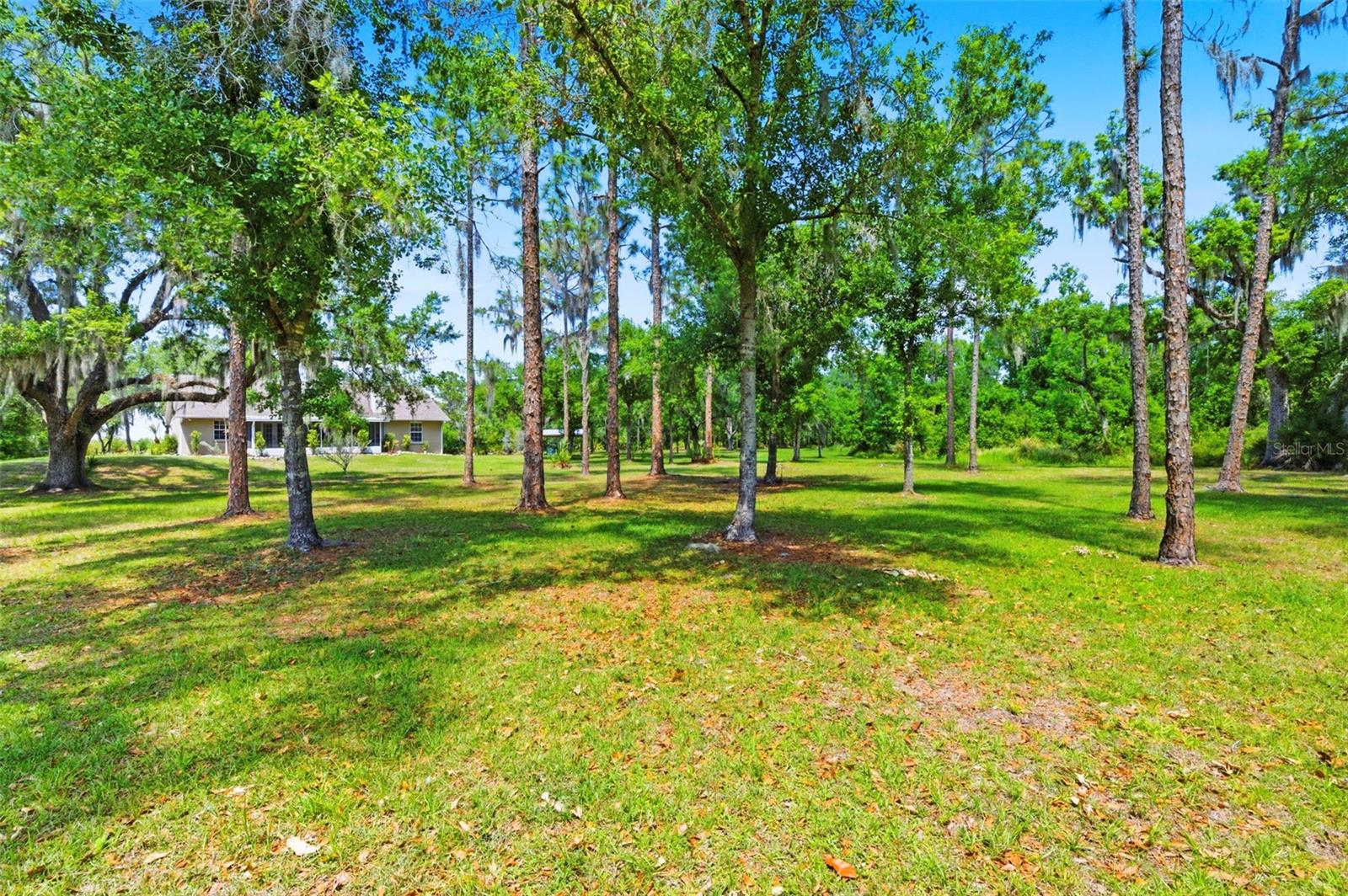 Image 41 of 58 For 1115 410th Court E