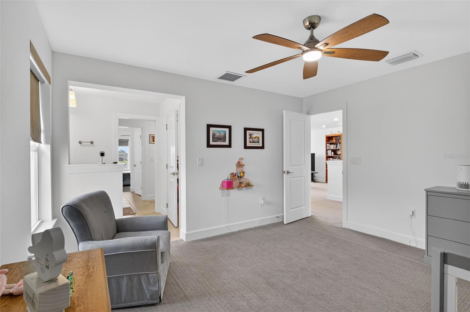 Image 17 of 37 For 42581 Atlas Drive