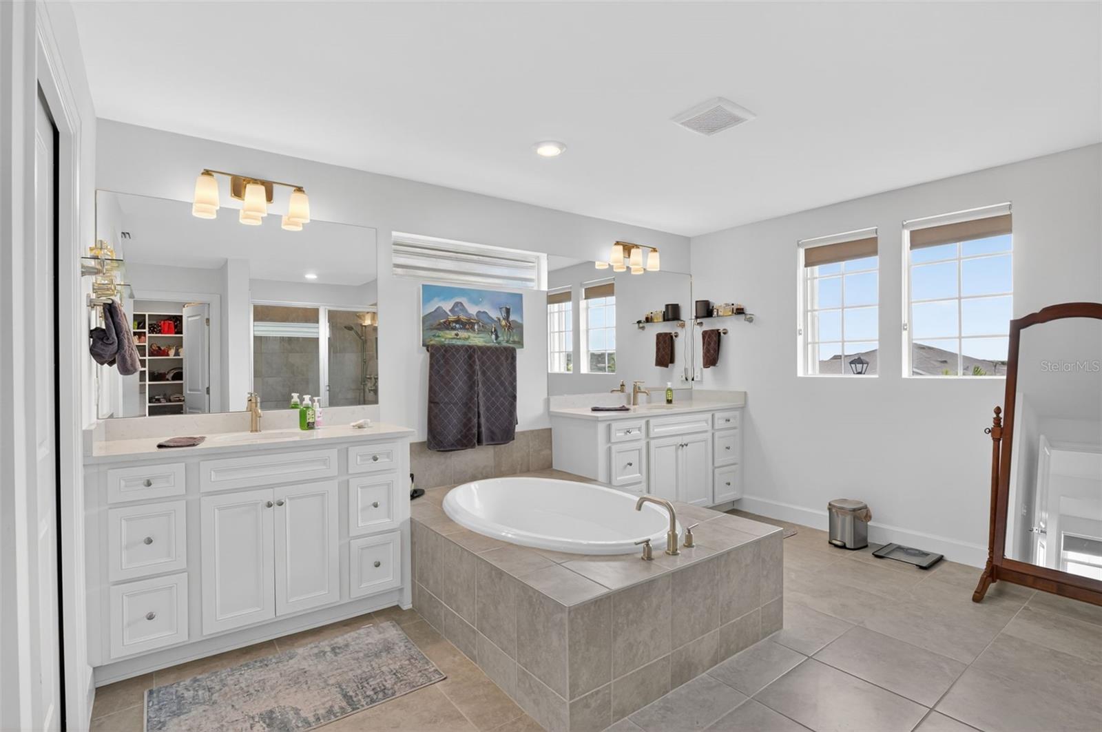 Image 28 of 37 For 42581 Atlas Drive