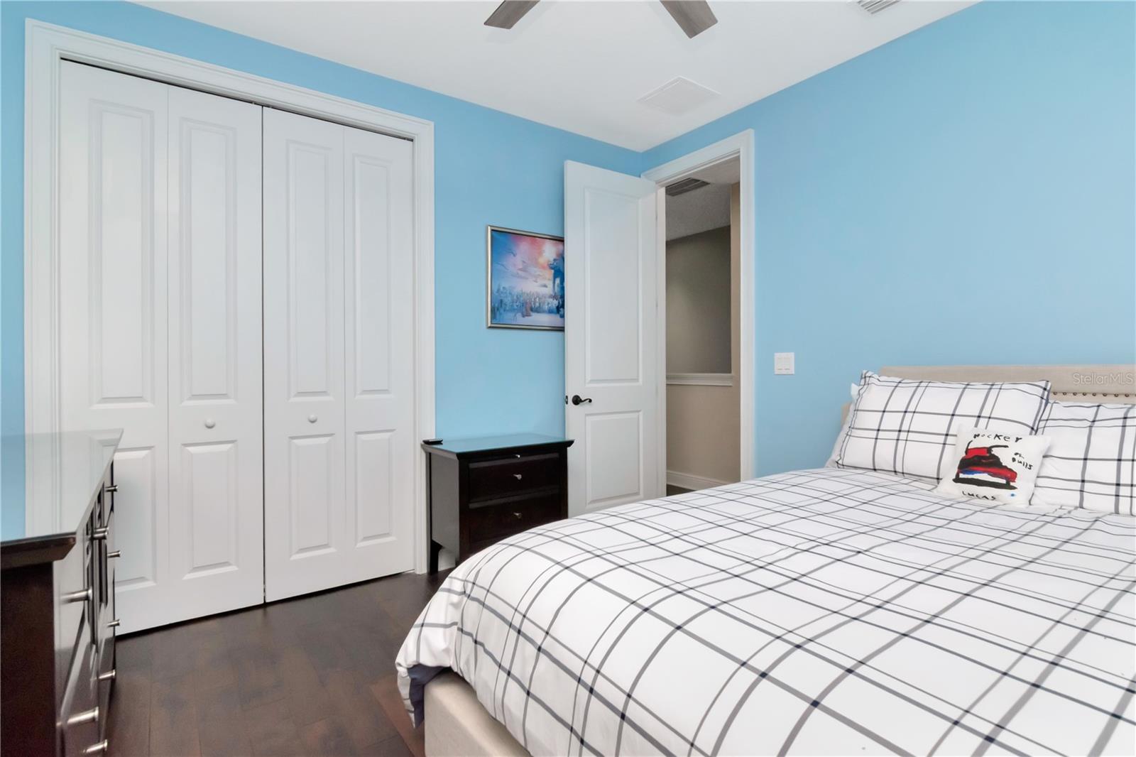 Image 24 of 35 For 409 Tampania Avenue 2