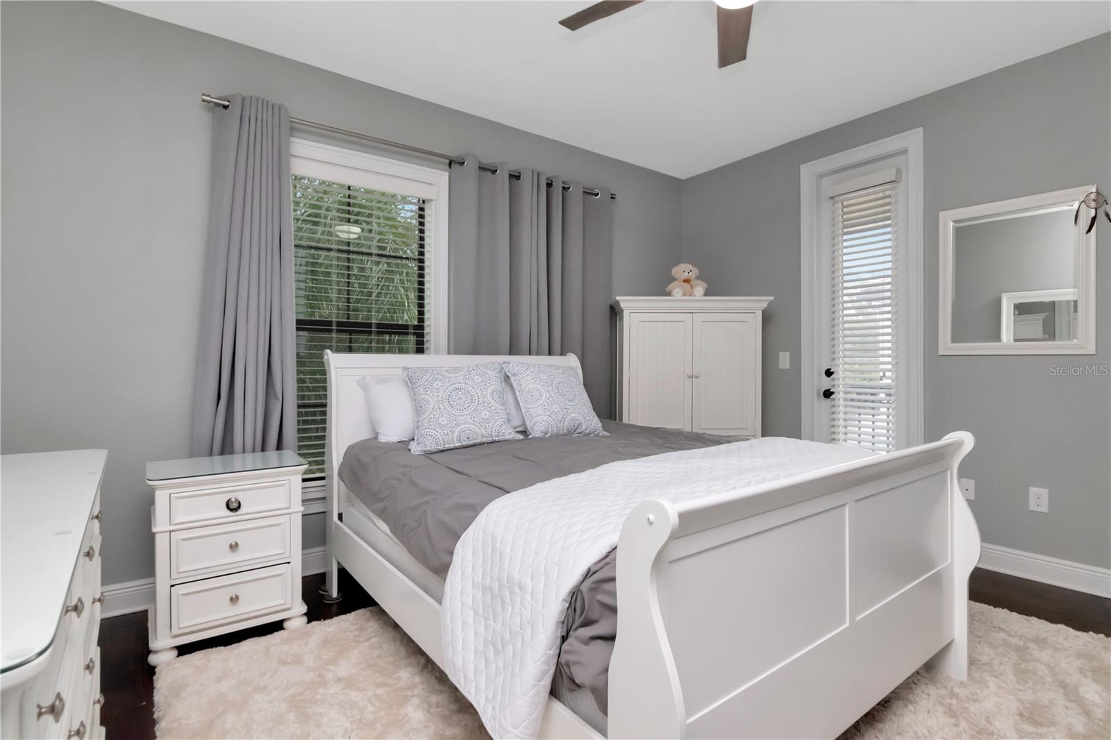 Image 27 of 35 For 409 Tampania Avenue 2