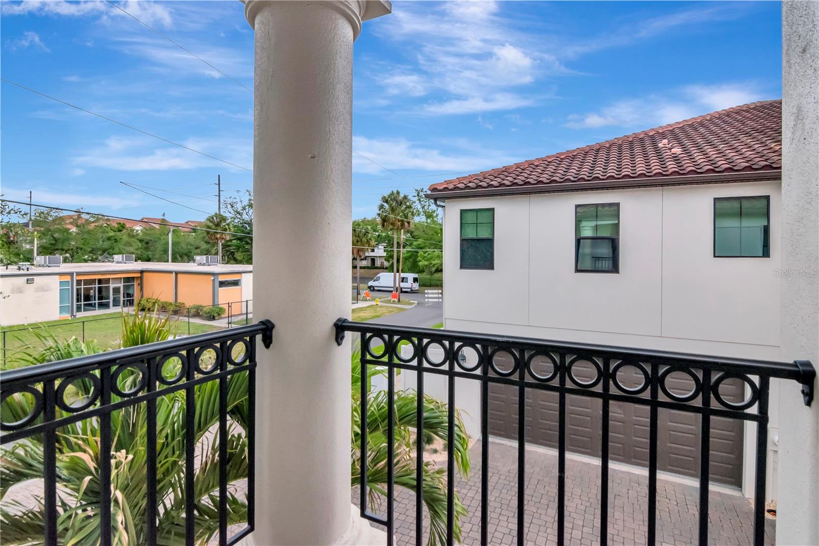 Image 29 of 35 For 409 Tampania Avenue 2