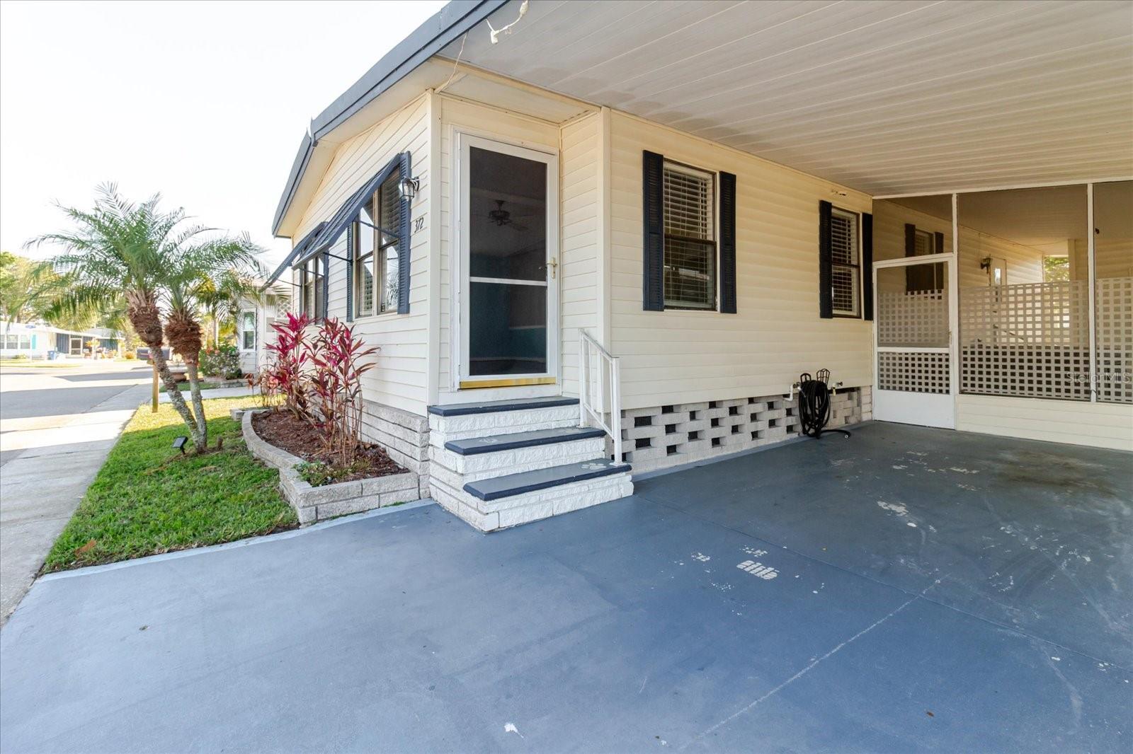 Image 13 of 52 For 372 Cobia Way