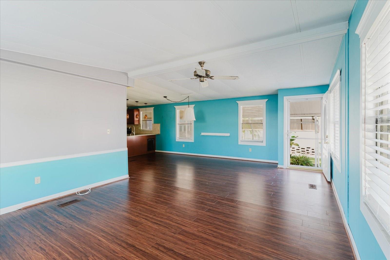 Image 14 of 52 For 372 Cobia Way