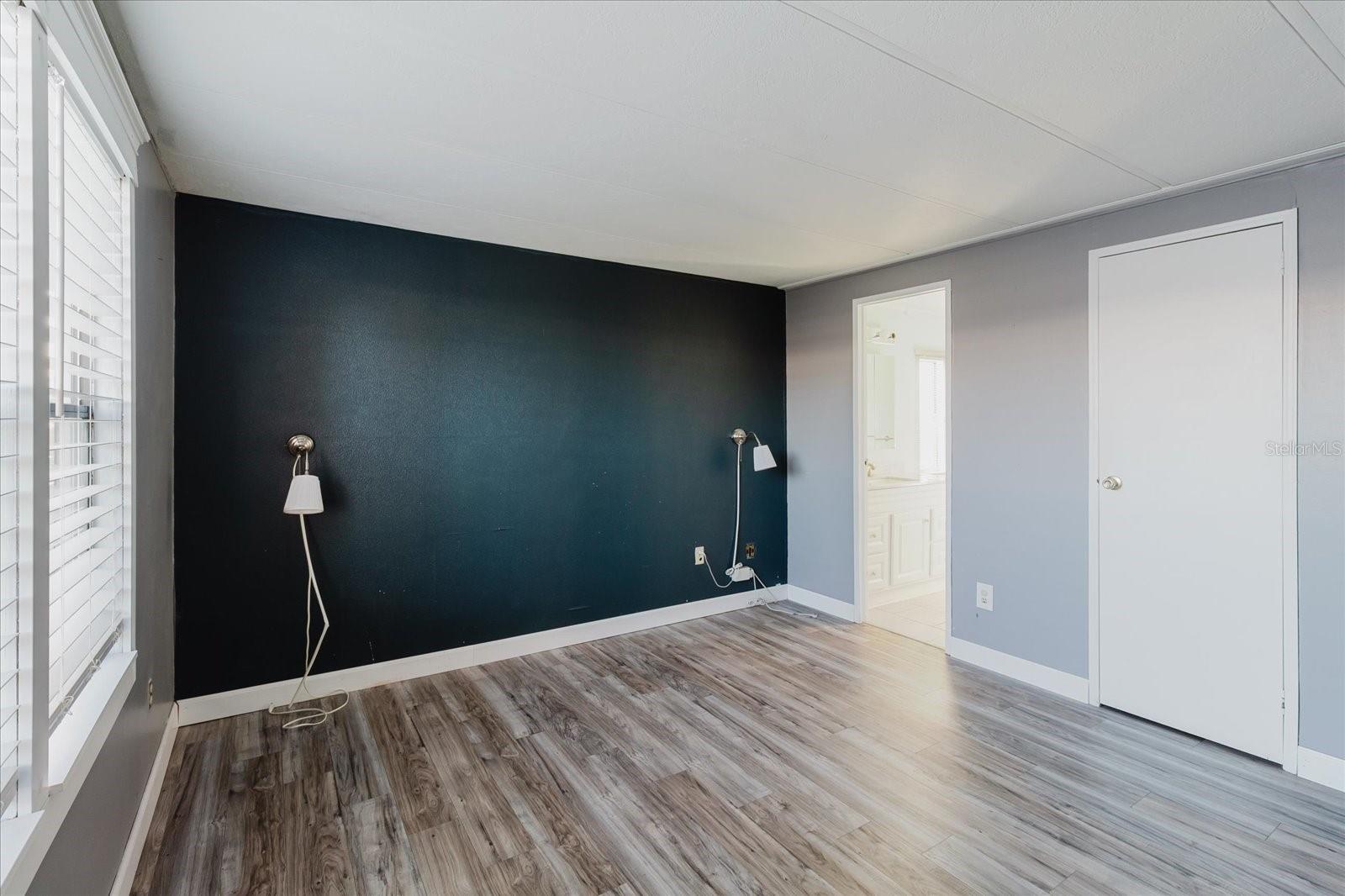 Image 27 of 52 For 372 Cobia Way