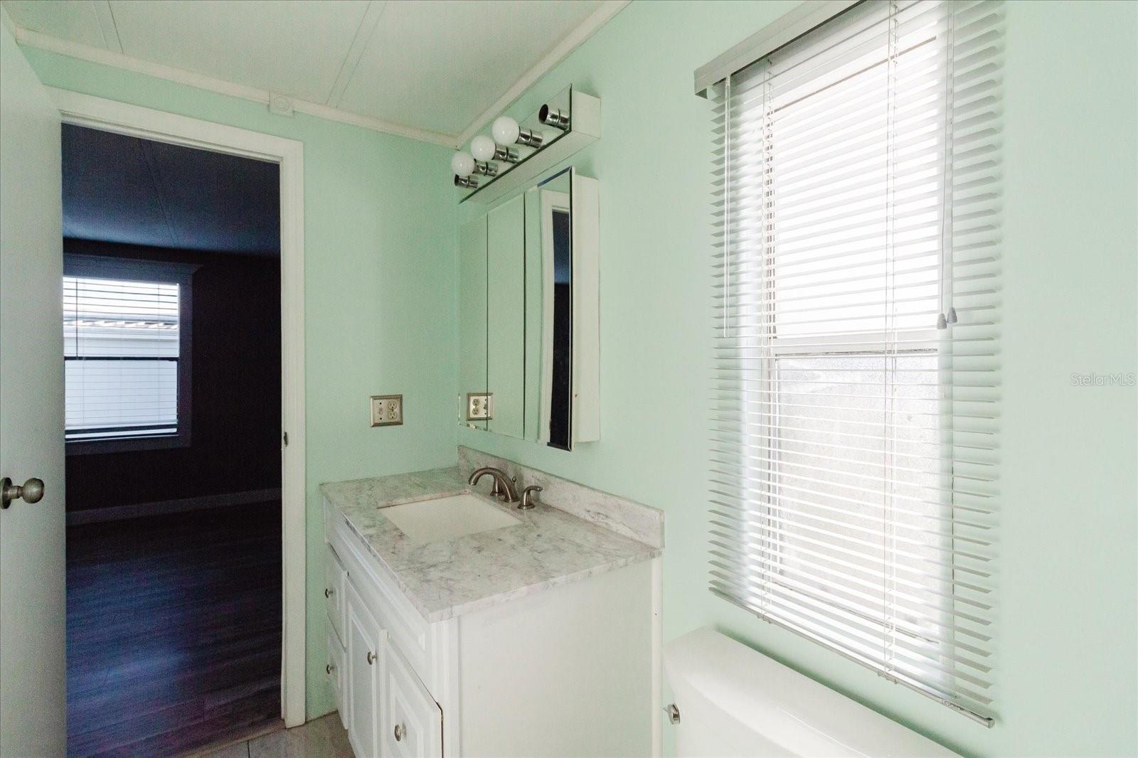 Image 31 of 52 For 372 Cobia Way