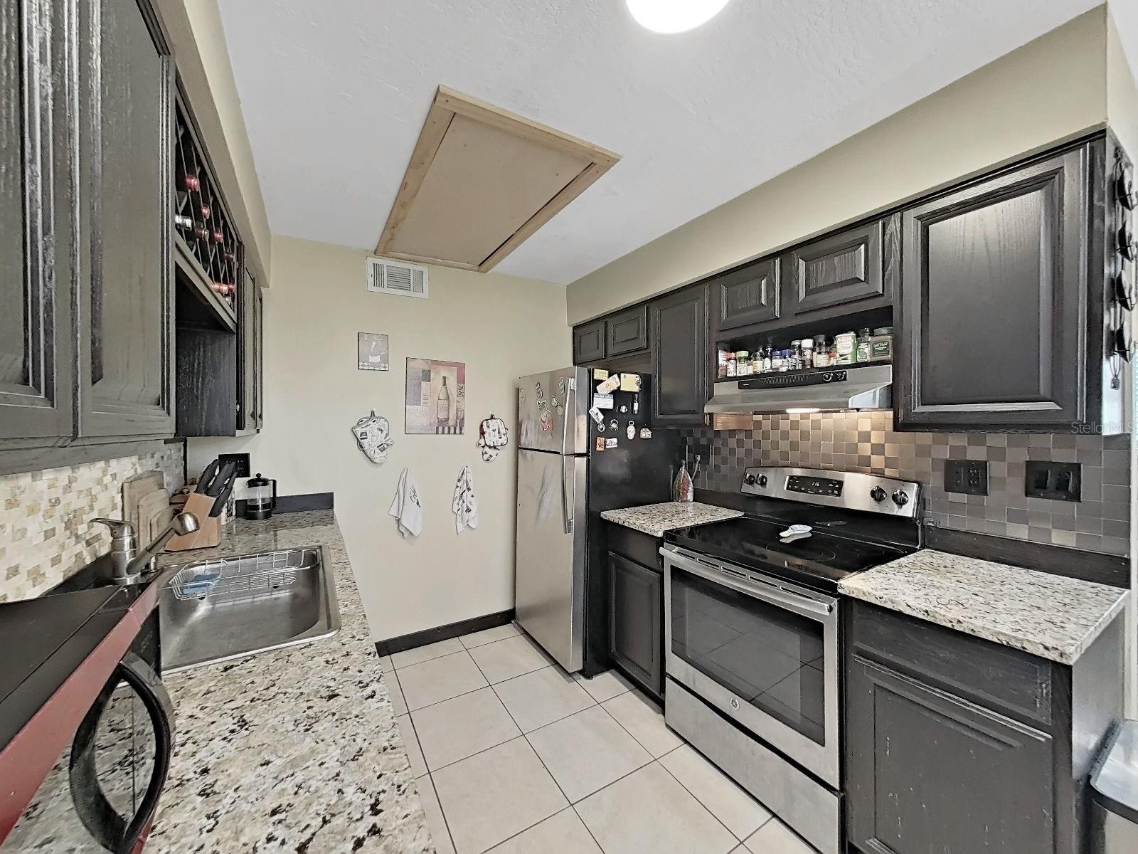 Image 15 of 27 For 206 22nd Avenue