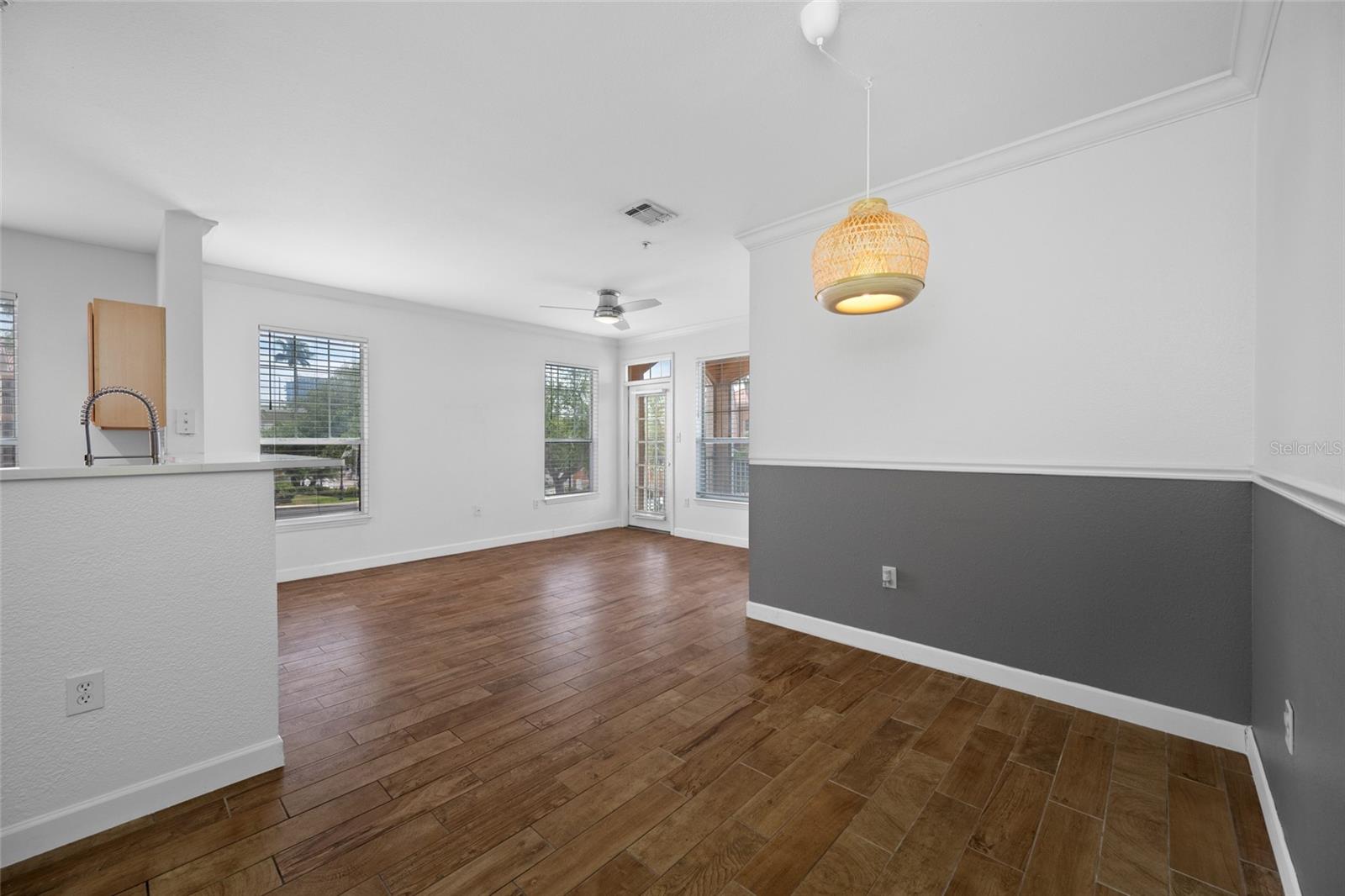 Image 15 of 52 For 5000 Culbreath Key Way 1-201