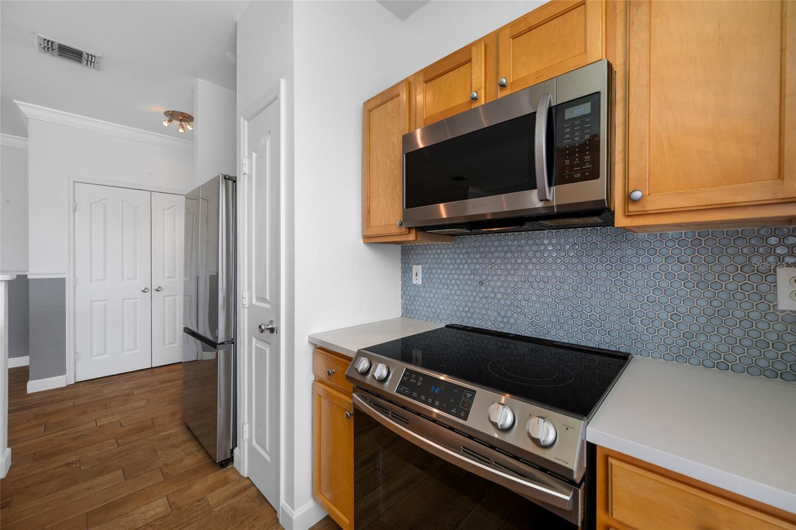 Image 20 of 52 For 5000 Culbreath Key Way 1-201