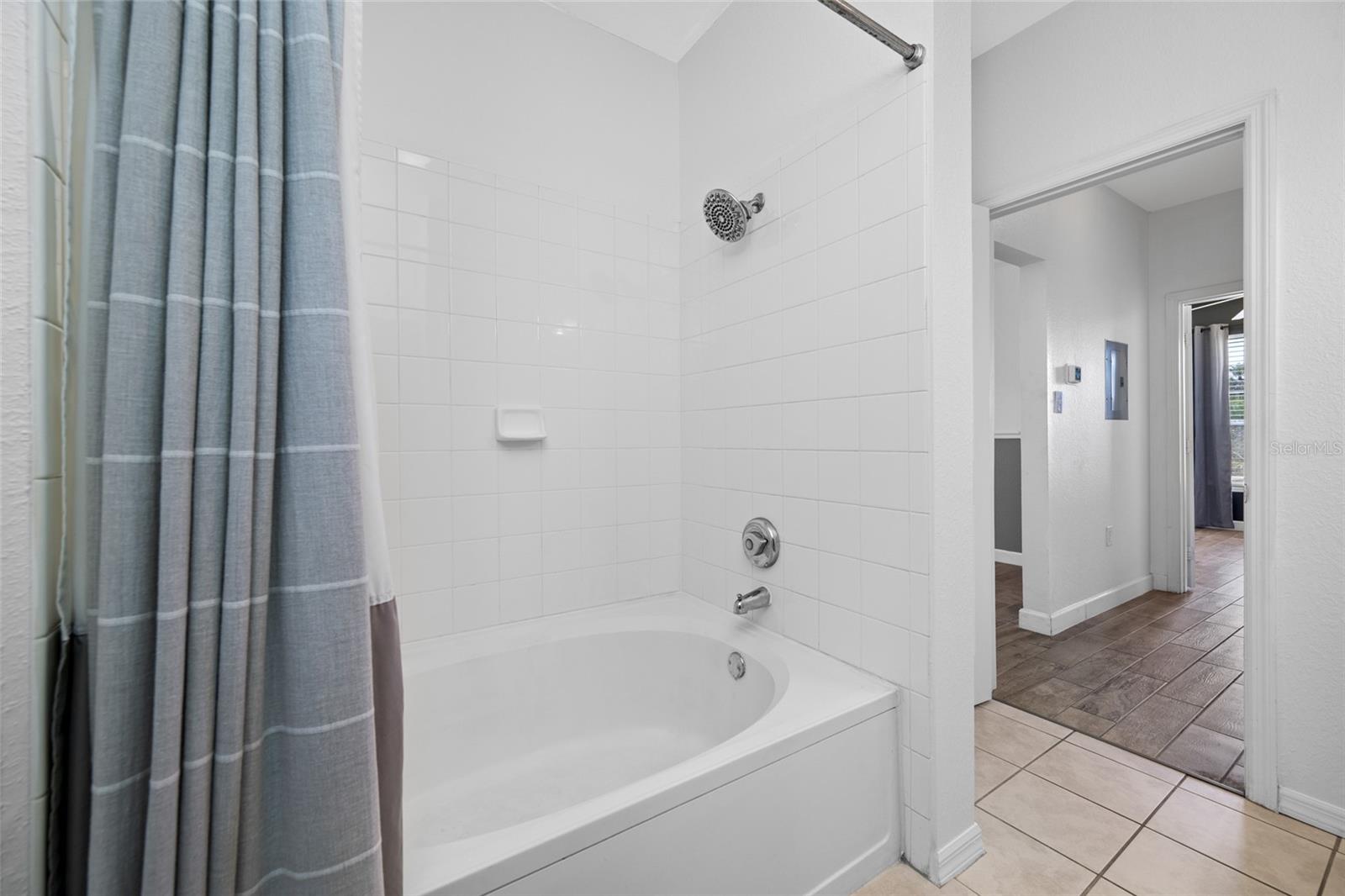 Image 33 of 52 For 5000 Culbreath Key Way 1-201