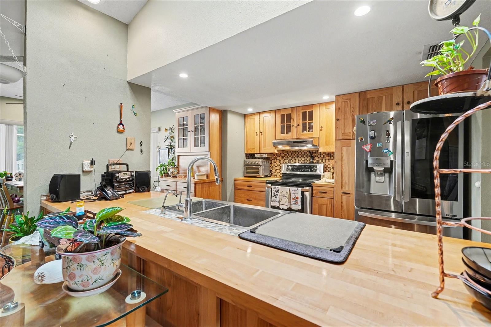 Image 15 of 31 For 10267 Elgin Boulevard