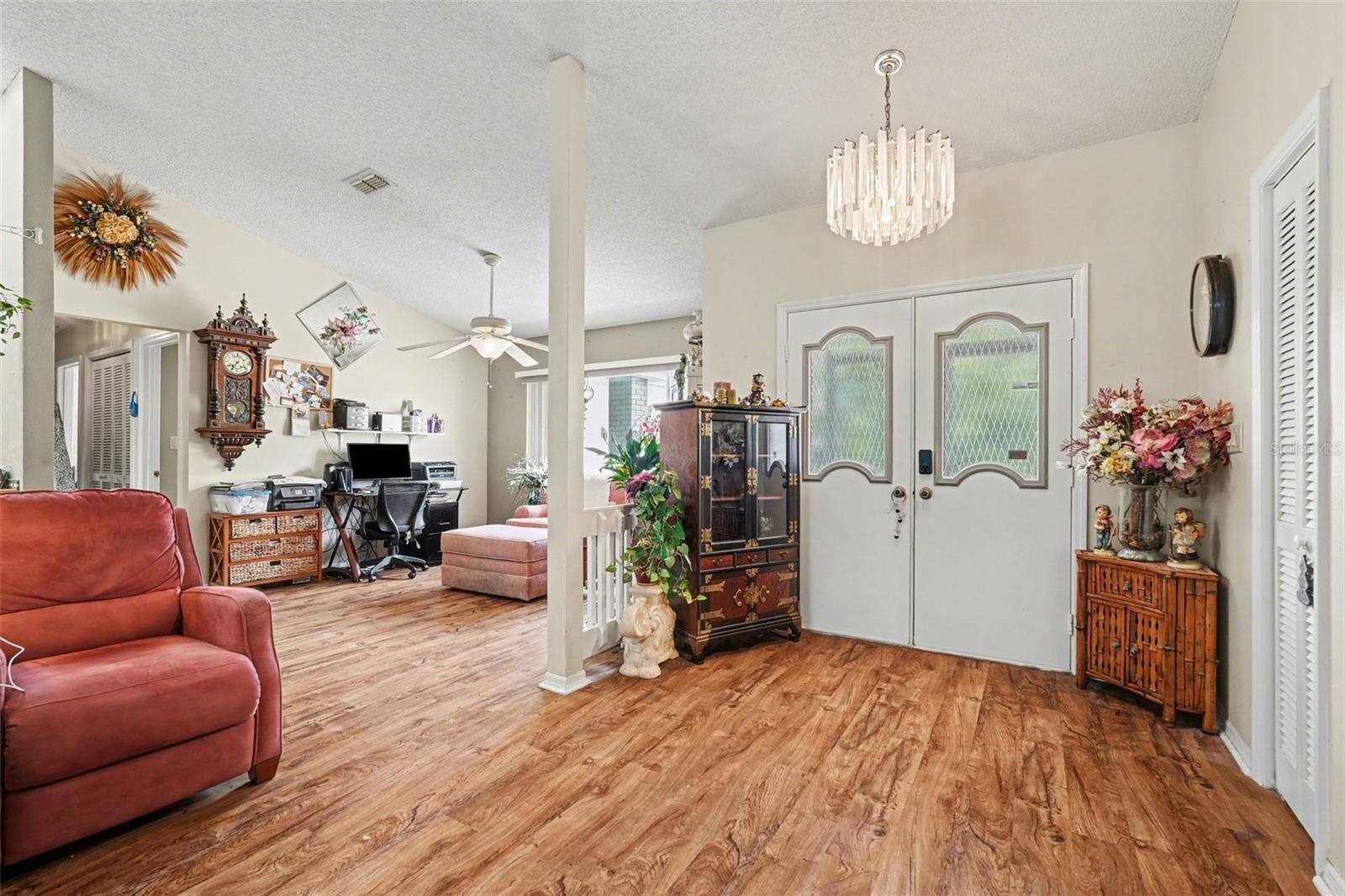 Image 3 of 31 For 10267 Elgin Boulevard