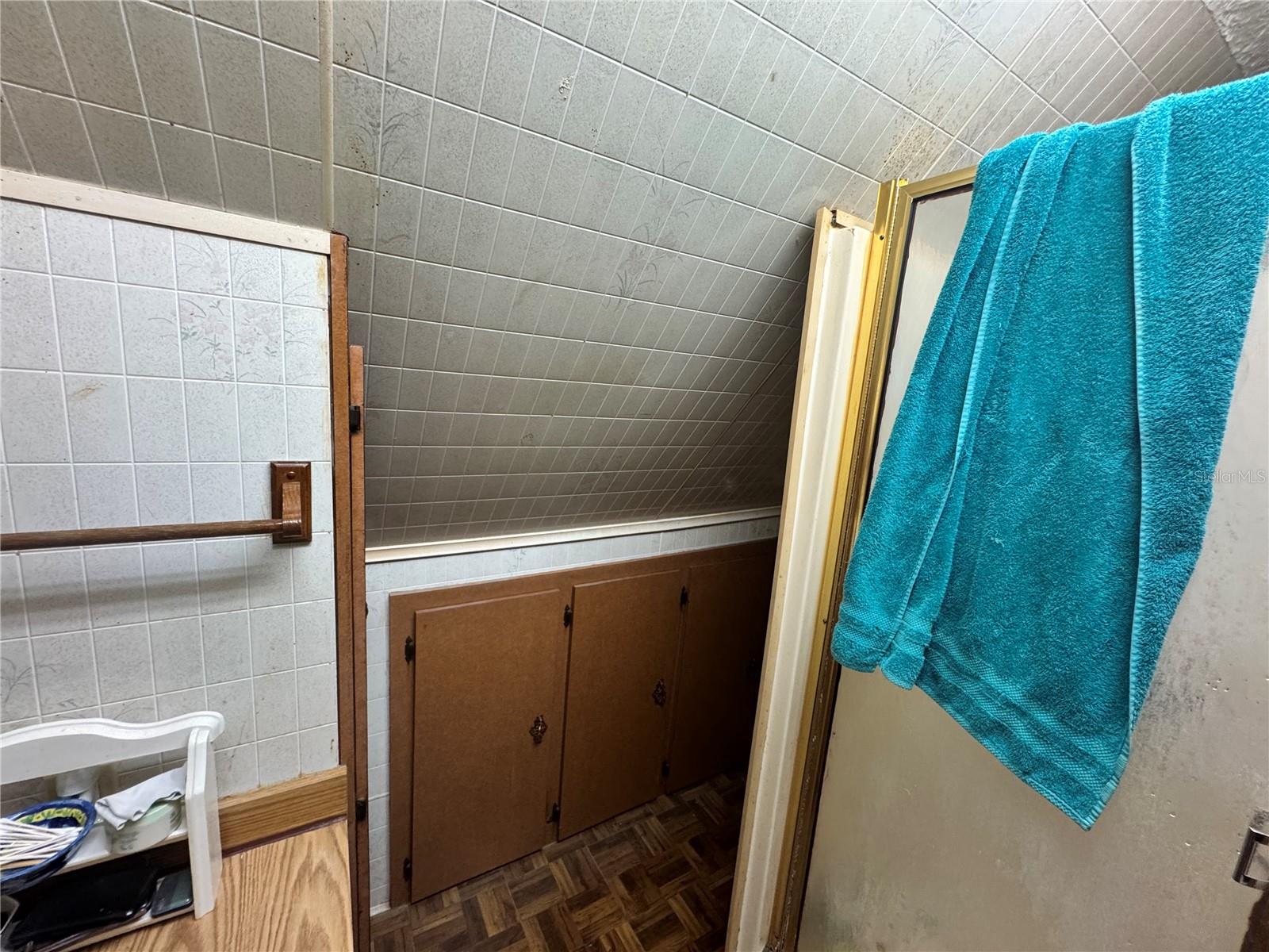 Image 21 of 60 For 17528 Coyote Road