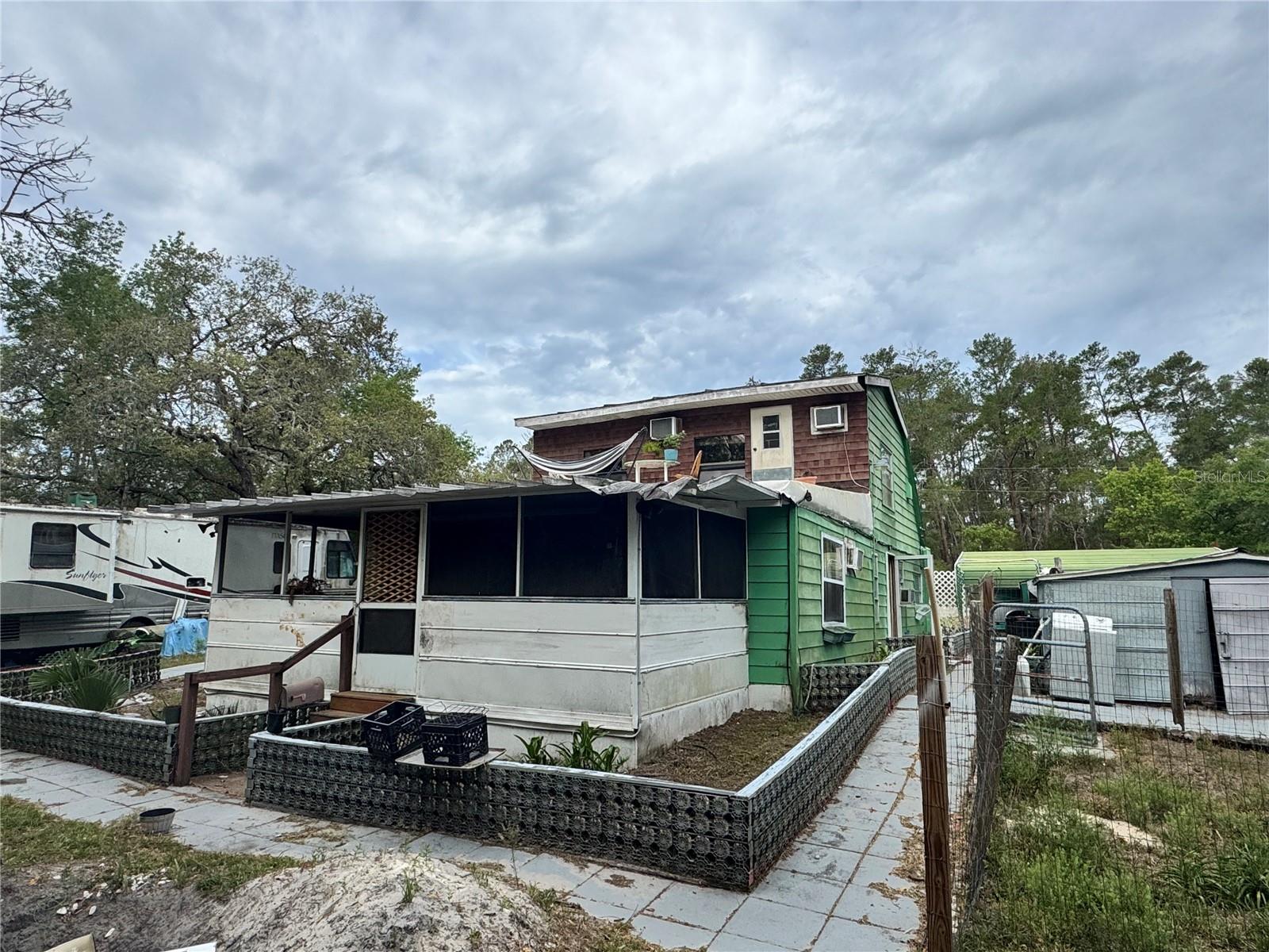 Image 4 of 60 For 17528 Coyote Road