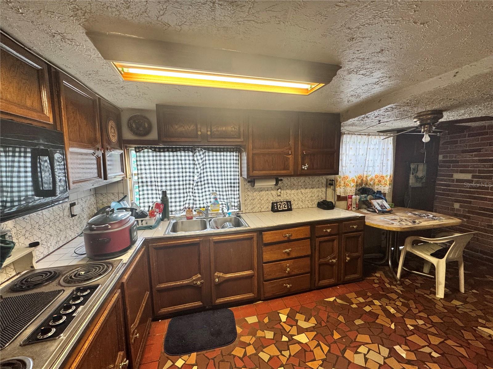 Image 6 of 60 For 17528 Coyote Road