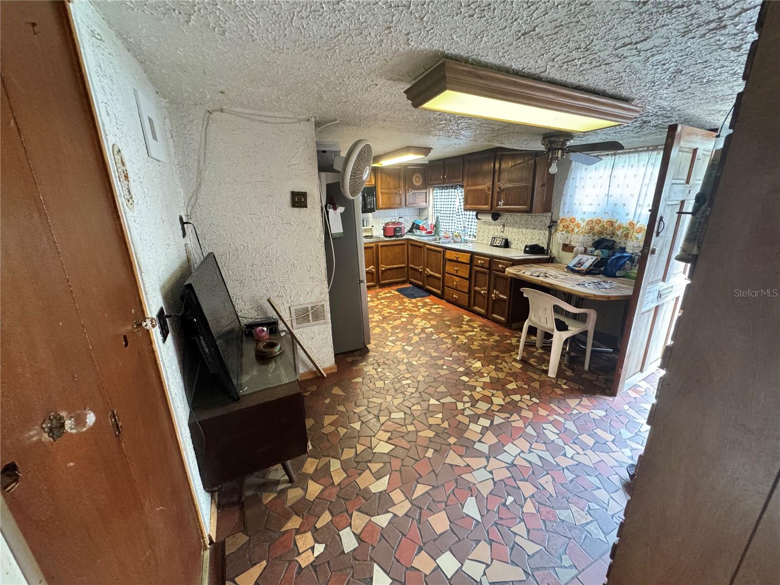 Image 7 of 60 For 17528 Coyote Road