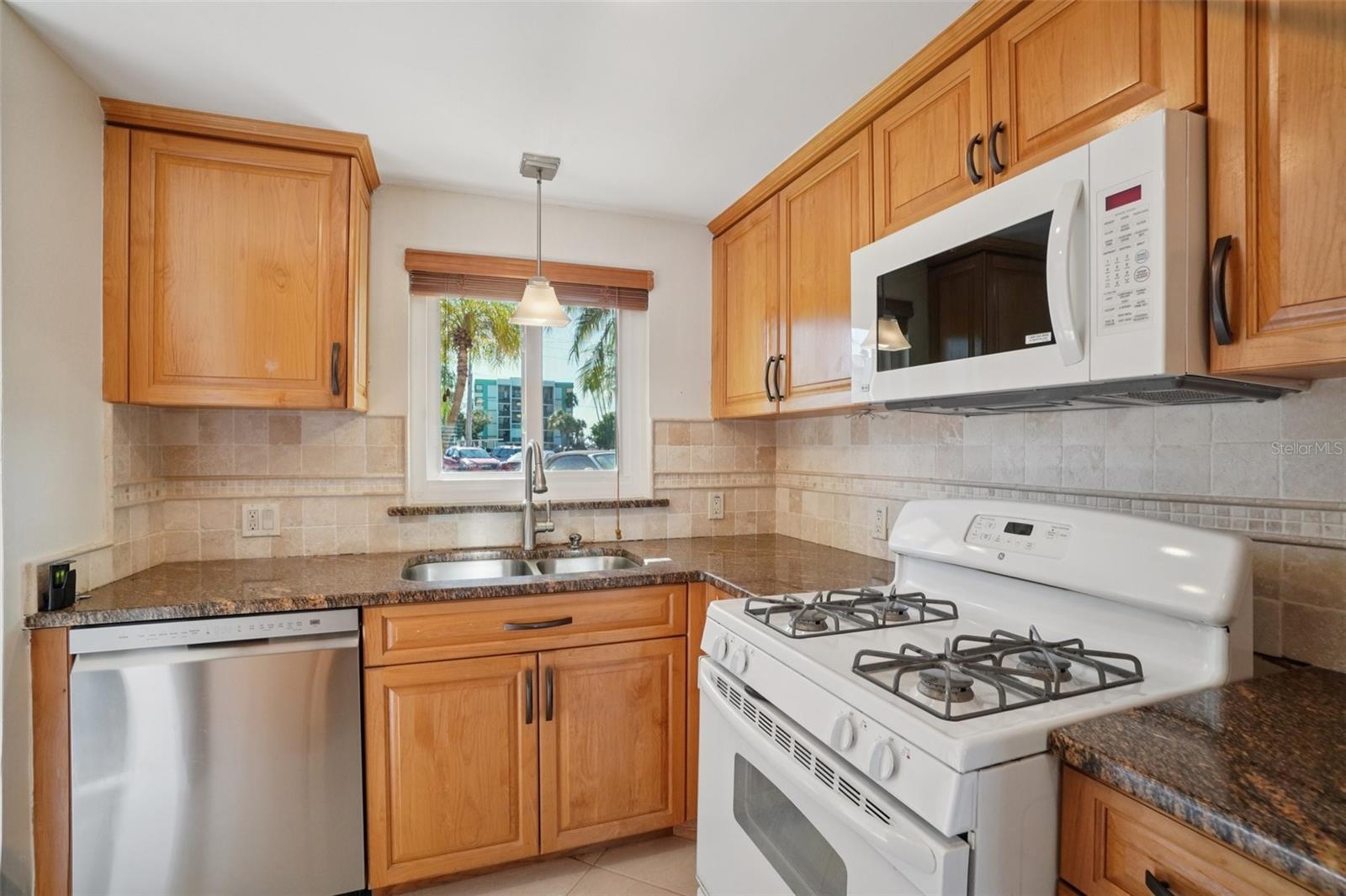 Image 2 of 37 For 1847 Shore Drive S 117