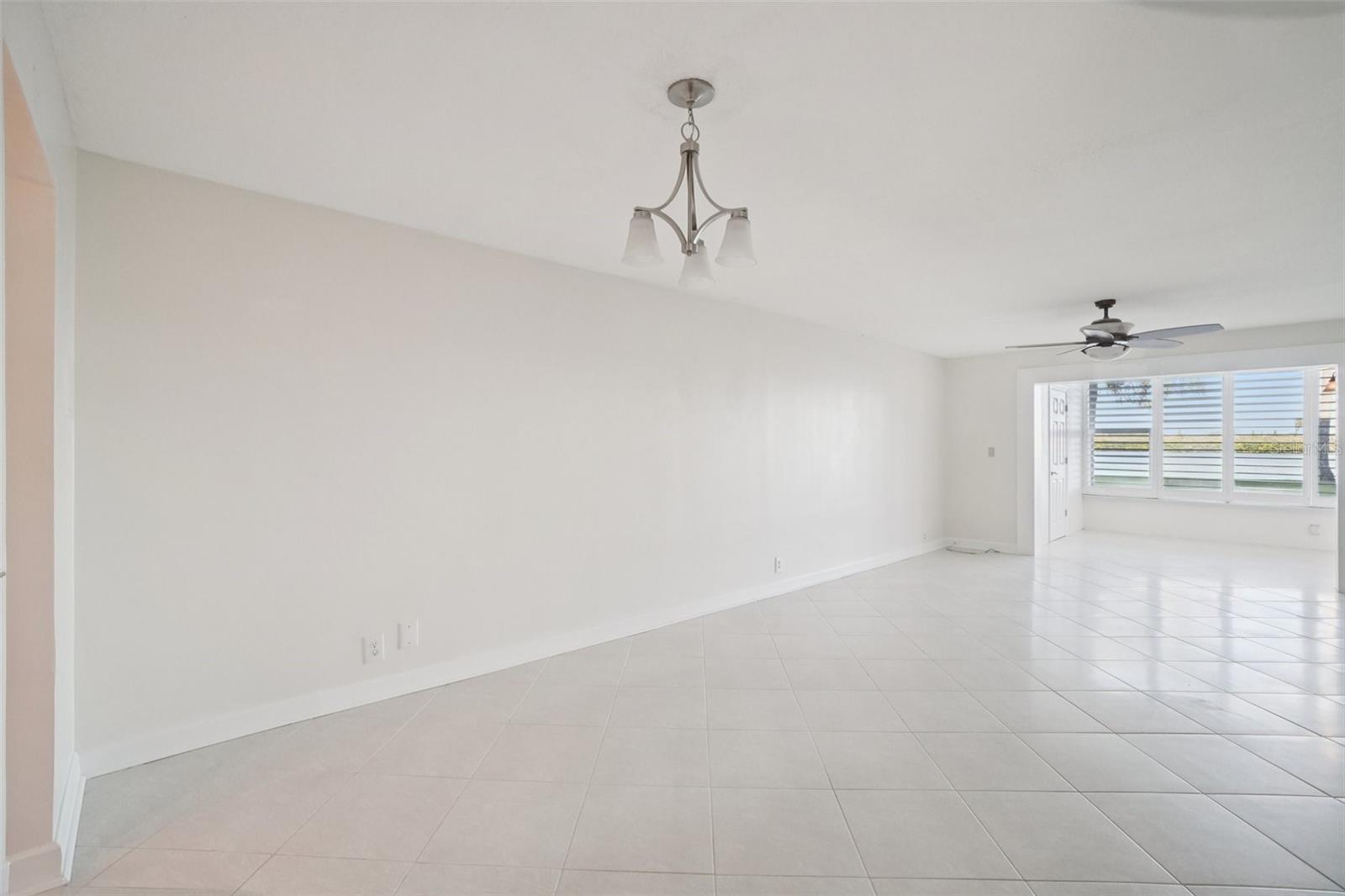 Image 6 of 37 For 1847 Shore Drive S 117