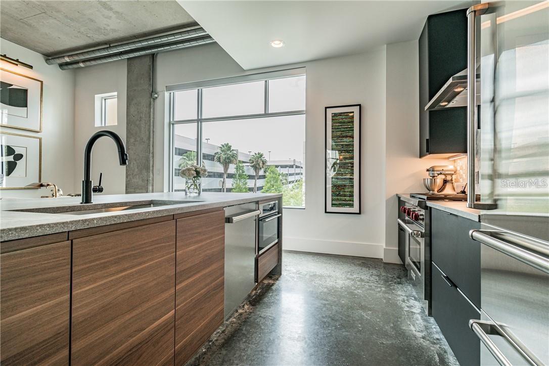 Image 18 of 22 For 101 12th Street 328