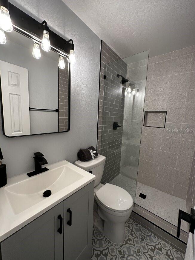 Image 11 of 20 For 121 18th Avenue N