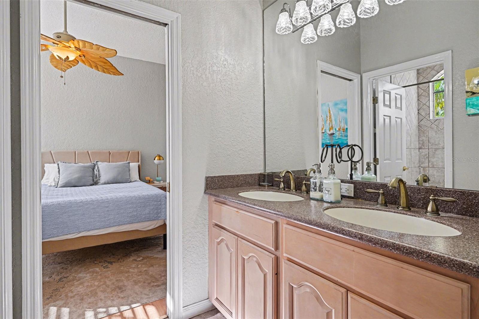 Image 17 of 43 For 3085 Landings Court