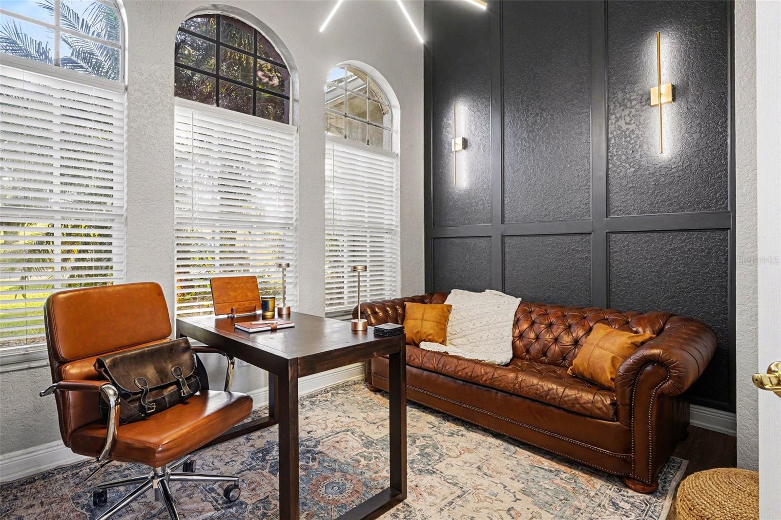 Image 26 of 43 For 3085 Landings Court